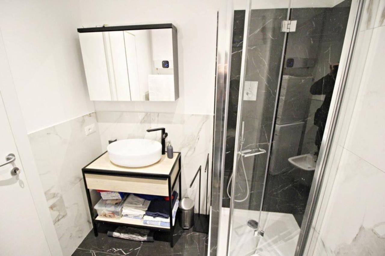 Ugo Bassi Lux Apartment 볼로냐 외부 사진