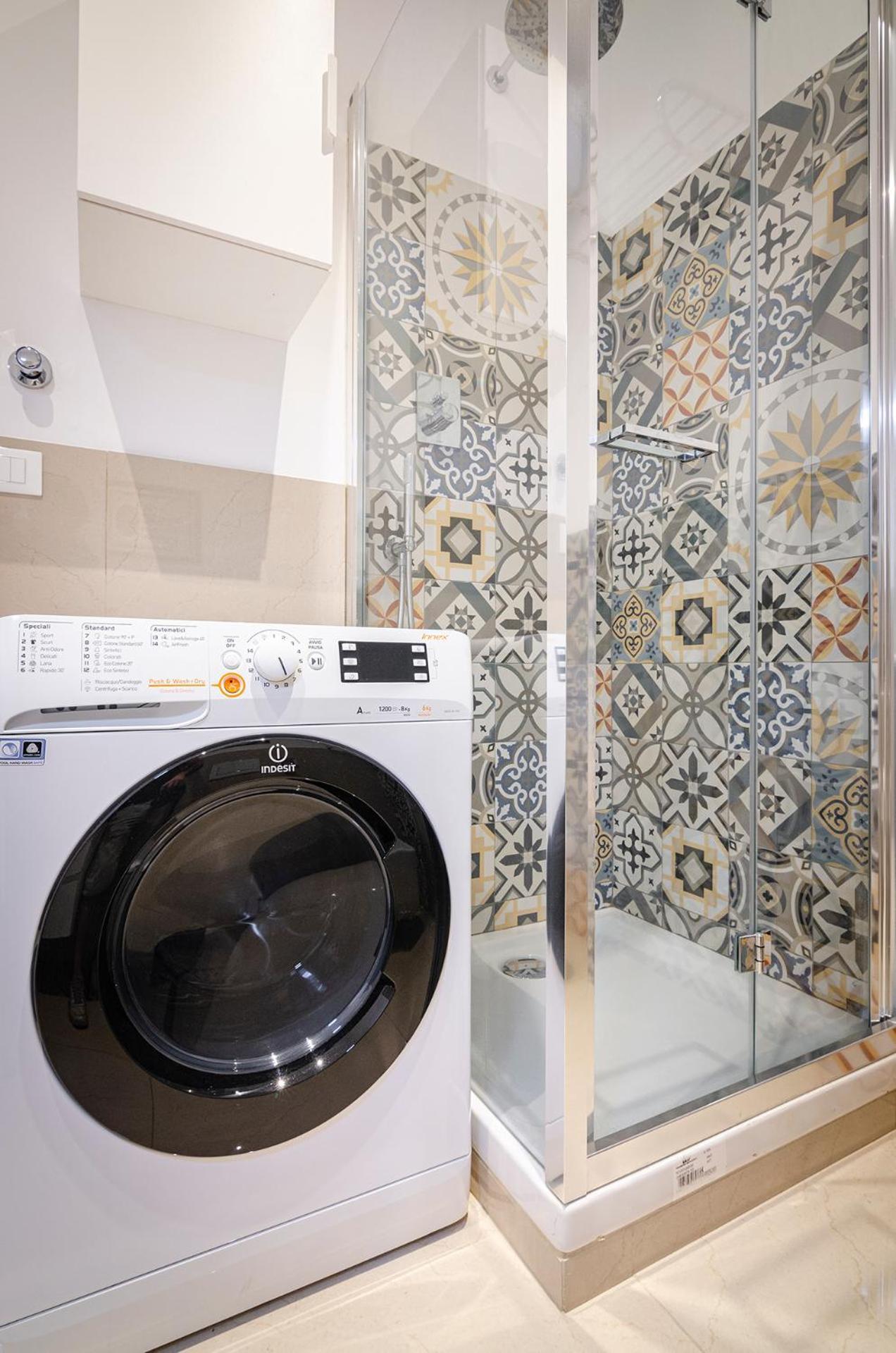 Ugo Bassi Lux Apartment 볼로냐 외부 사진