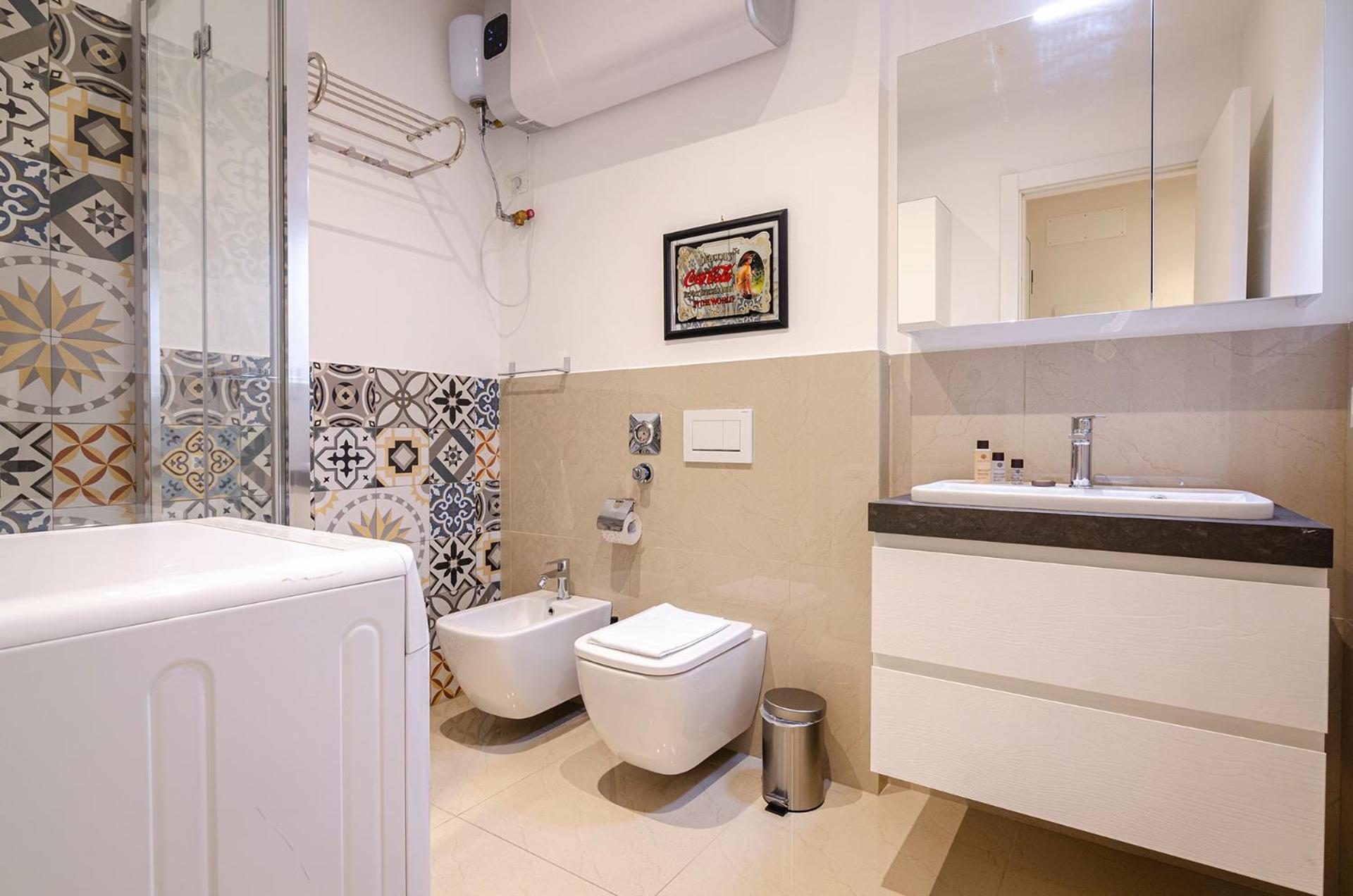 Ugo Bassi Lux Apartment 볼로냐 외부 사진