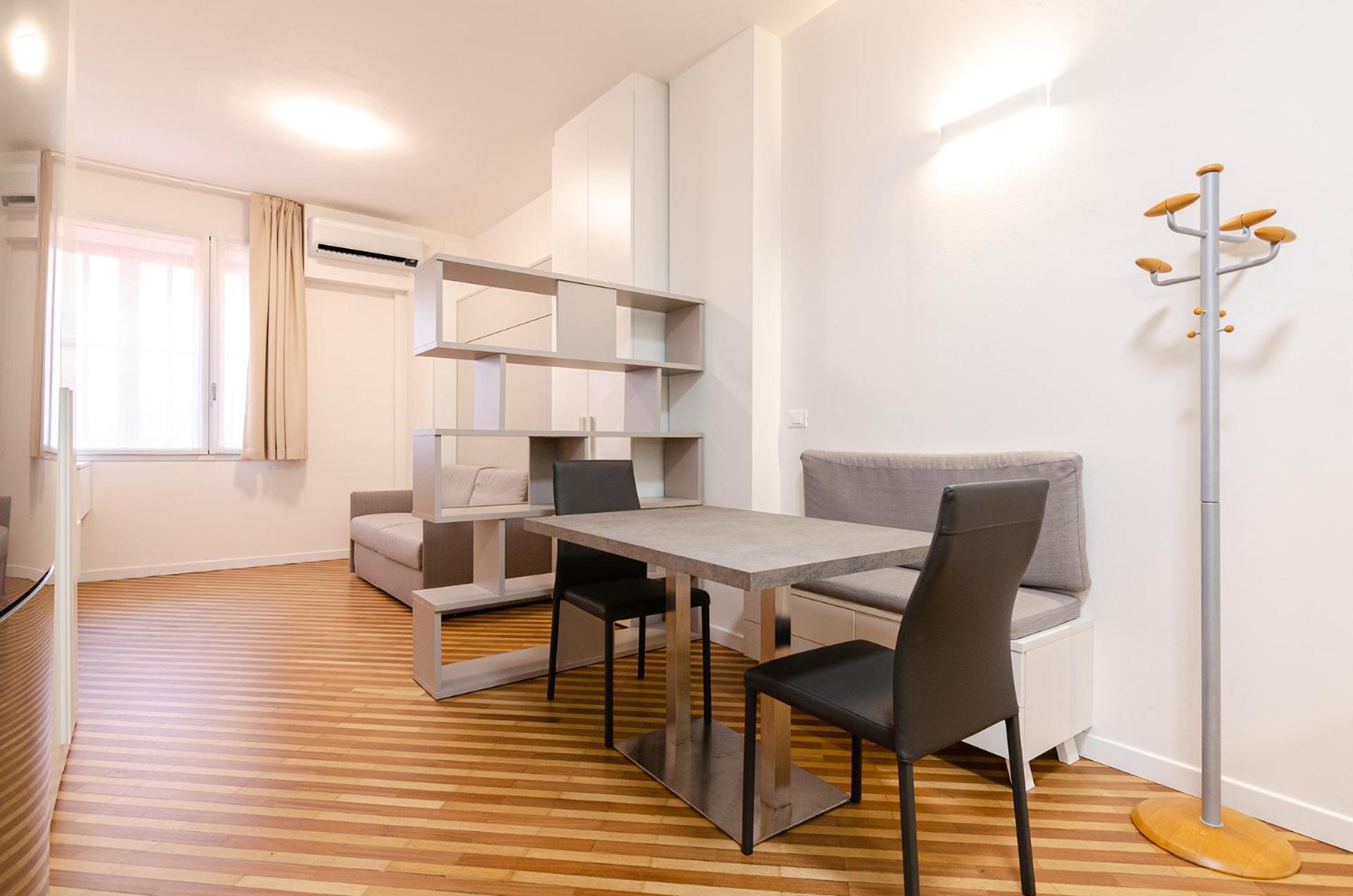 Ugo Bassi Lux Apartment 볼로냐 외부 사진
